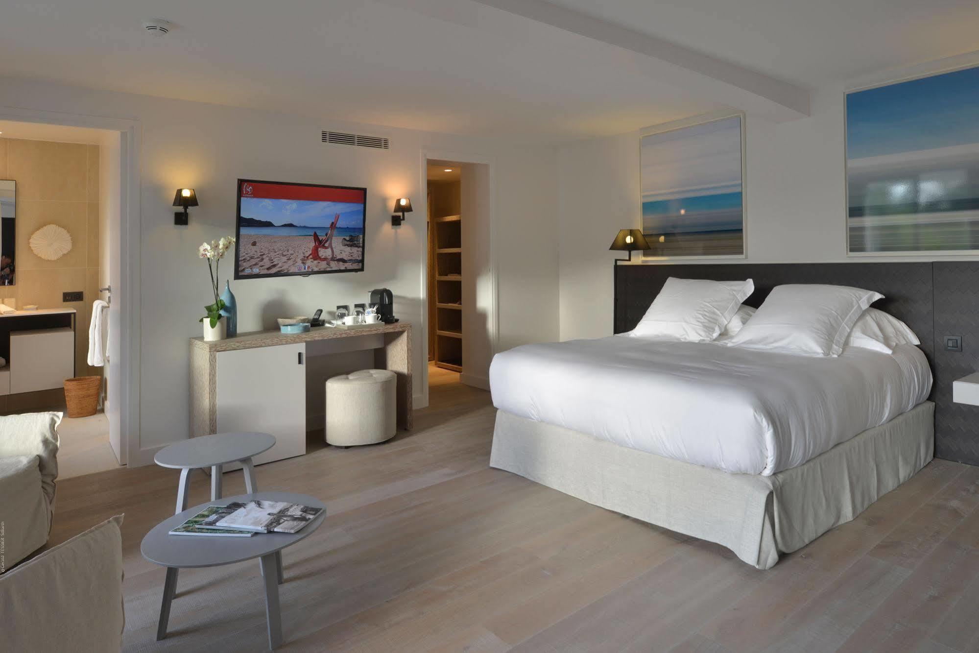 Taiwana Hotell Gustavia Exteriör bild